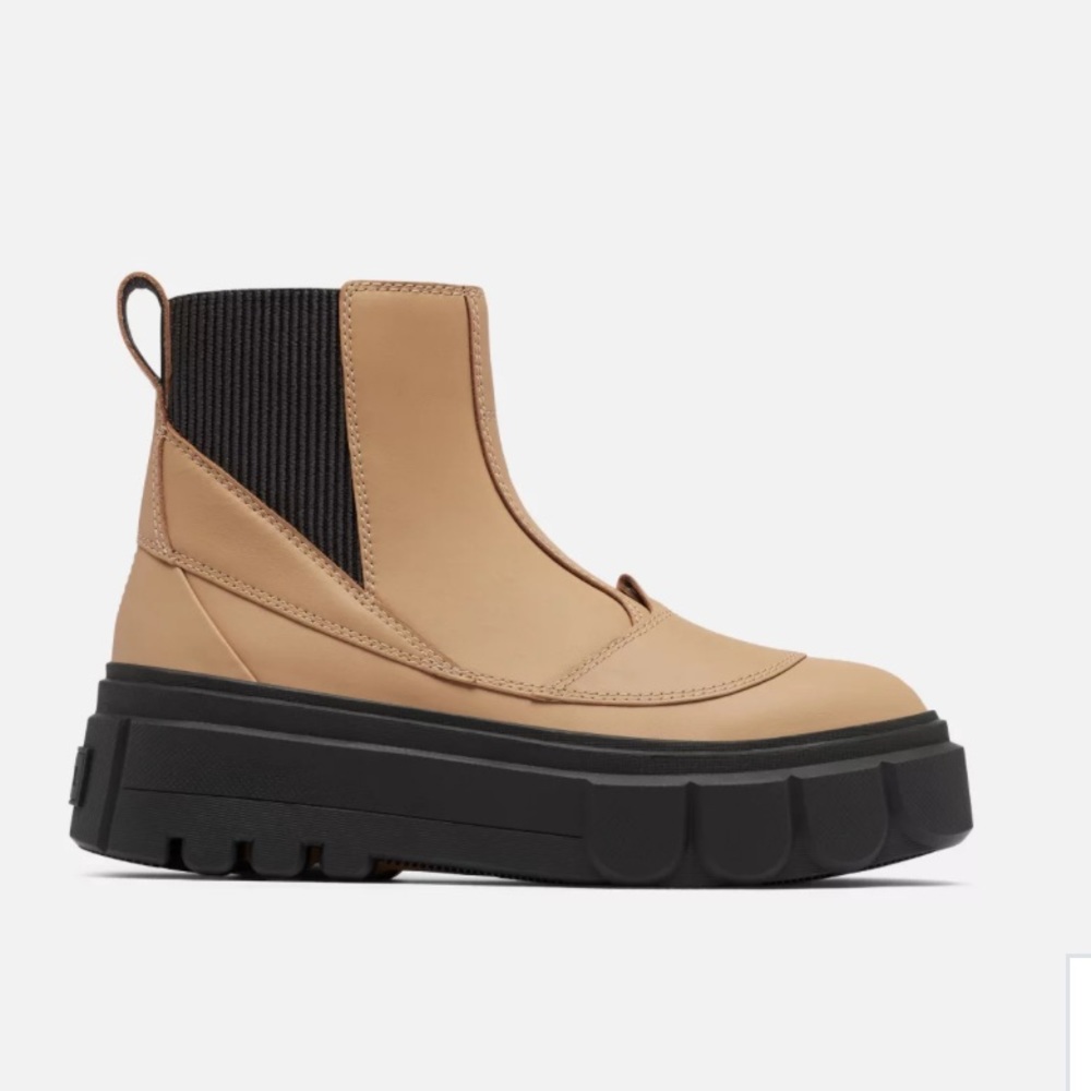 WOMEN'S CARIBOU™ X BOOT CHELSEA — SIZE 9 NEVER WORN